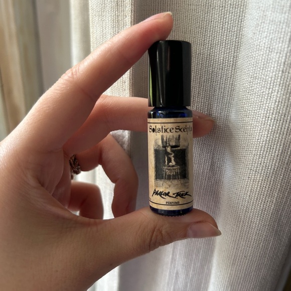 Solstice scents parlor trick fragrance oil rose bpal floral indie fragrance - Picture 3 of 4